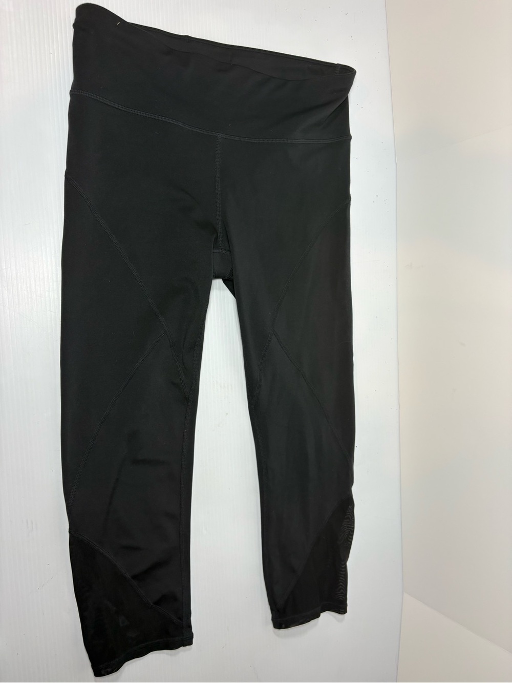 GAP Black High-Rise Cropped Workout Leggings